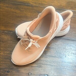 Kizik Women's Athletic Shoes